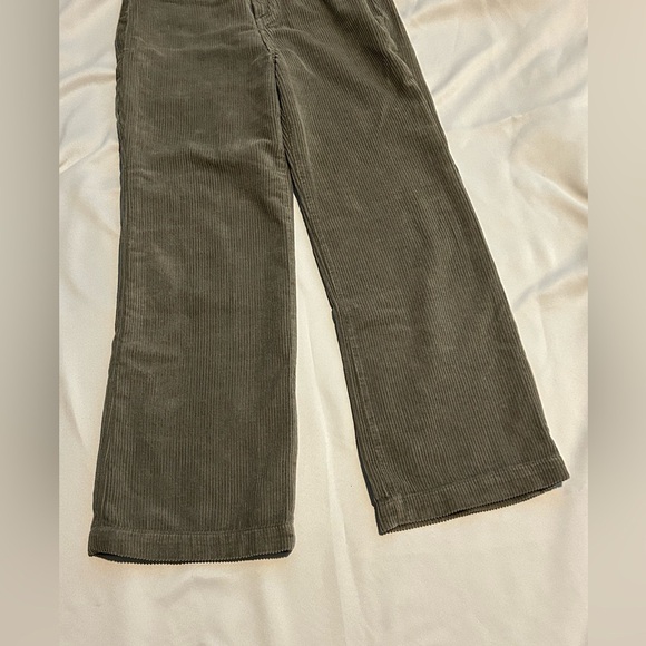 Reformation Jeans Logan Ultra High Rise Wide Leg Corduroy Pants - Size 26 - Picture 5 of 10
